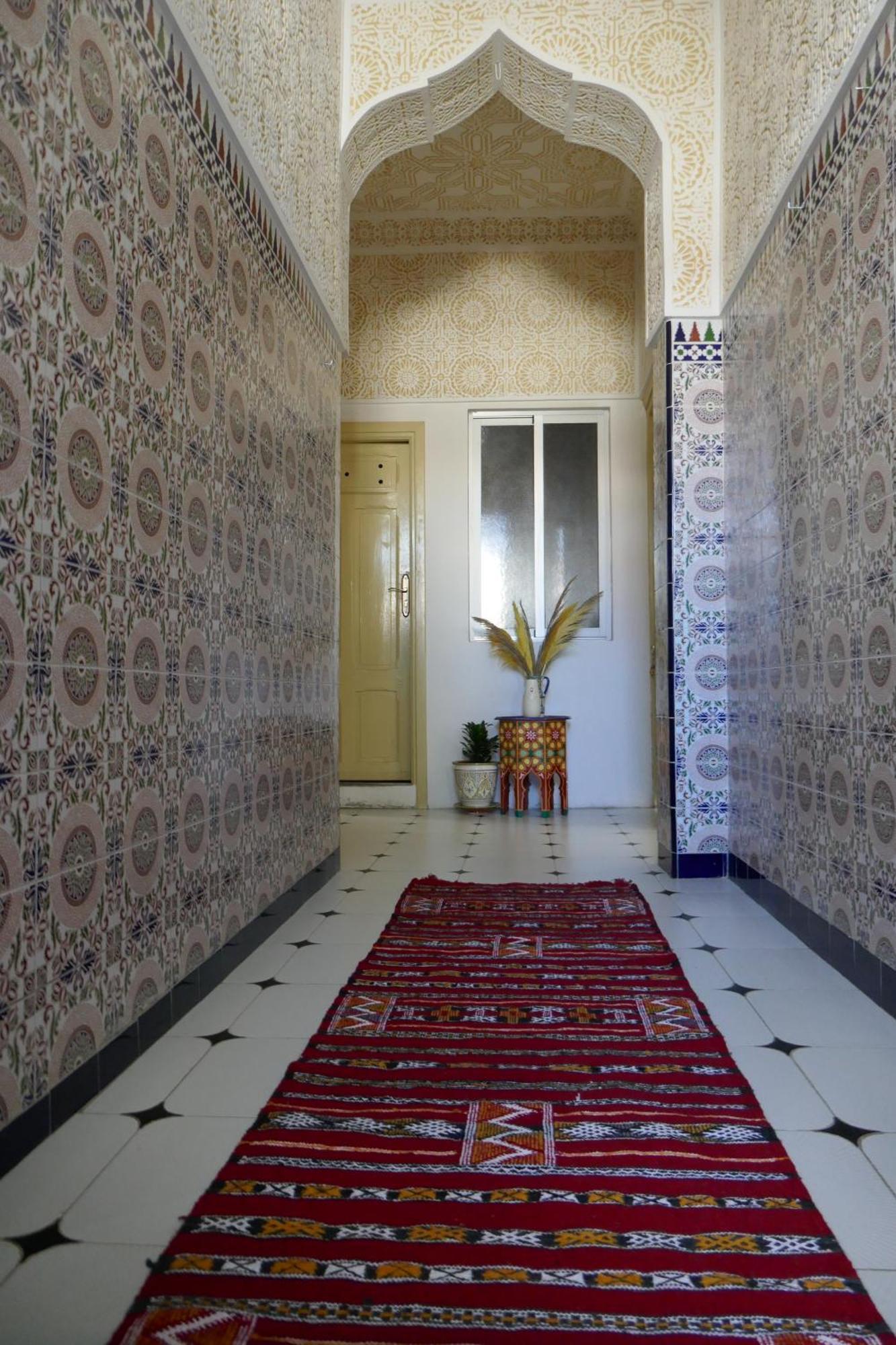 Chez Aissam Apartment Танжер Екстериор снимка